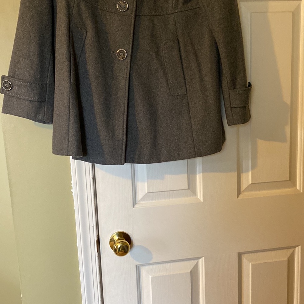 Coat - Picture 13 of 13